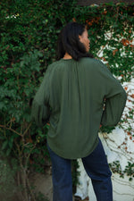 CATHERINE TOP IN ARMY GREEN