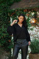 CATHERINE TOP IN SOLID BLACK