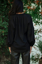 CATHERINE TOP IN SOLID BLACK
