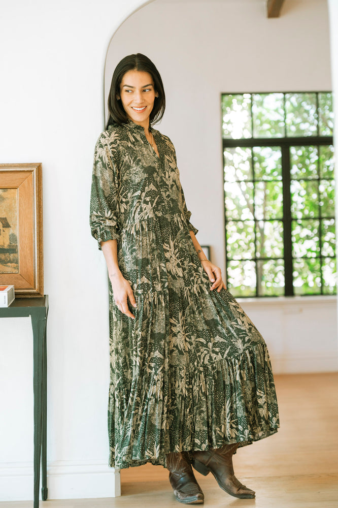 SIENNA MAXI IN THE DARK FOREST PRINT