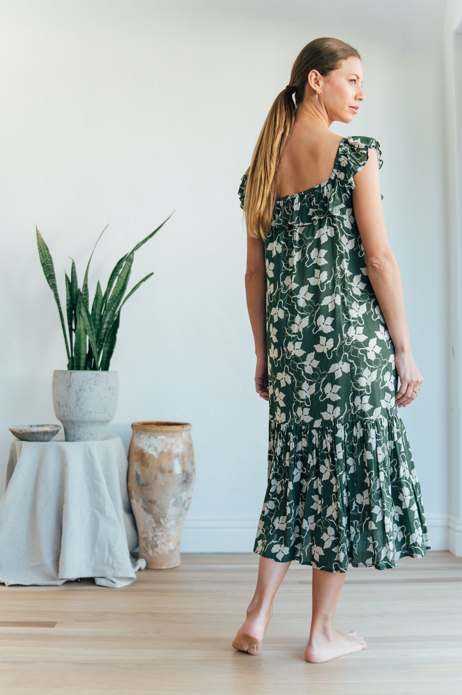 Parker dress in green painting Parker dress in green painting